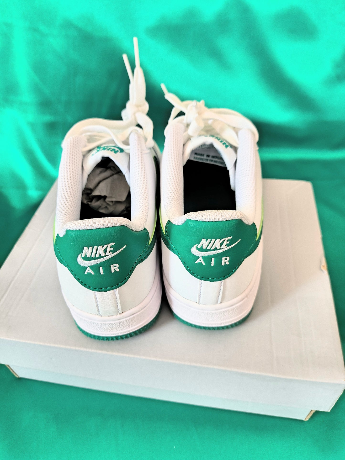 Air Force 1 " White, Malachite" GS size 3Y