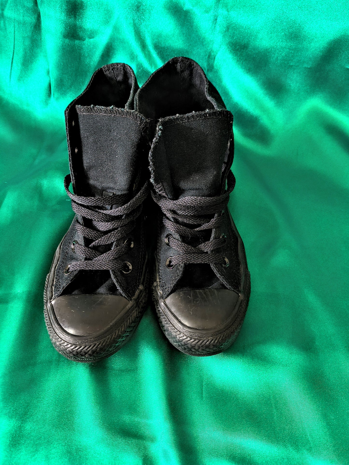 Allstar Converse "Black" Size 4