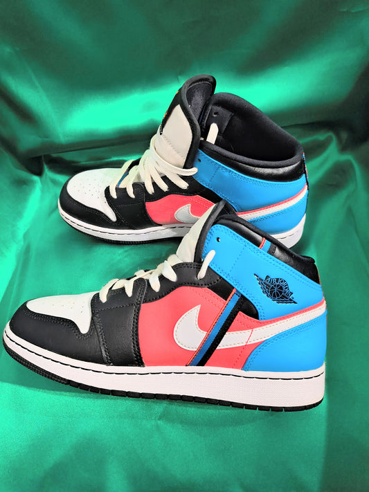 Air Jordan 1 Mid "Tri-Color Ribbons" Size 7y