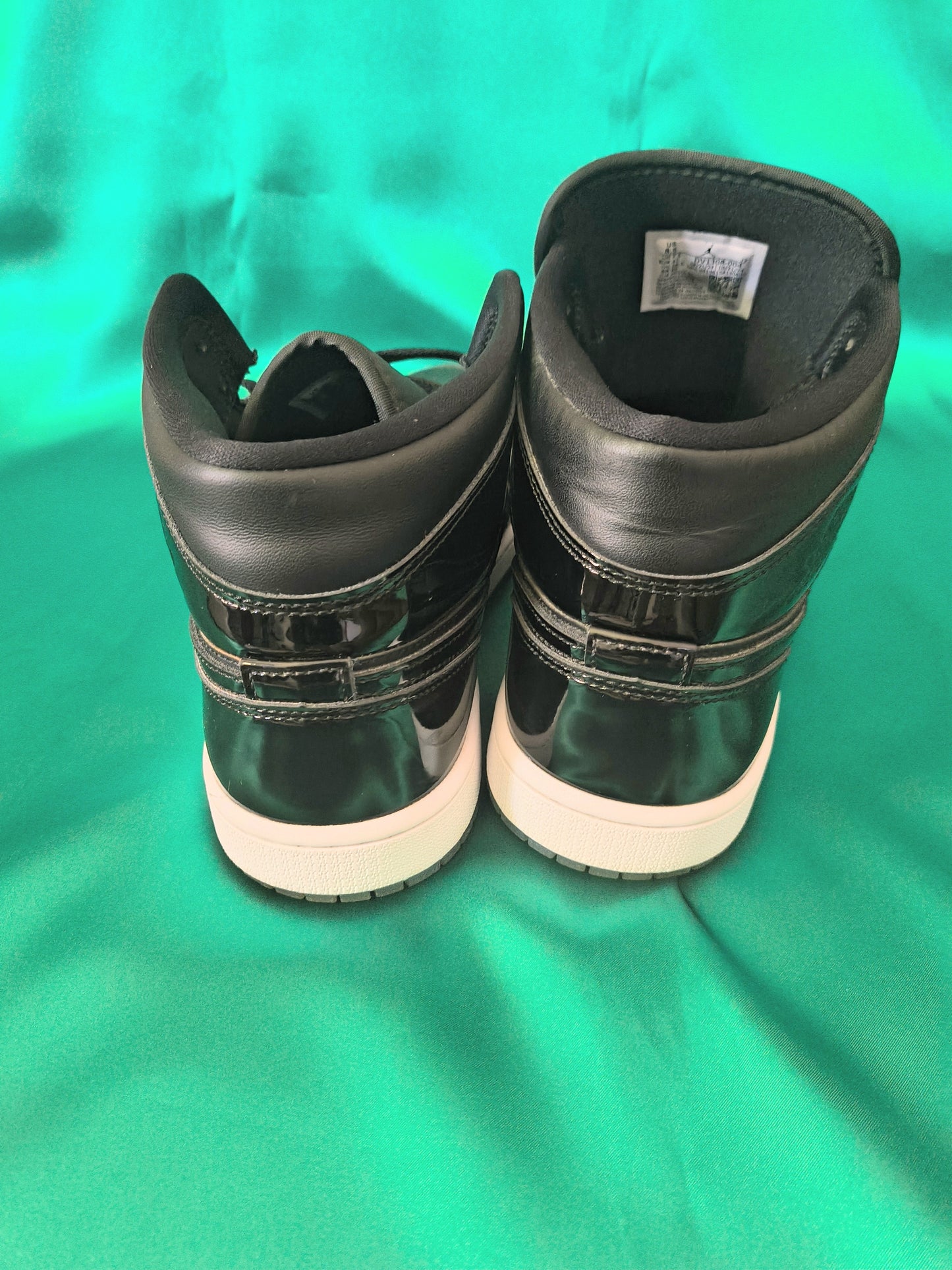 Air Jordan 1 Mid (Space Jam) Size 8.5